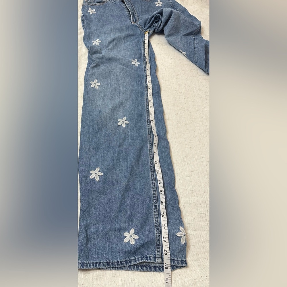 Hollister Co. Floral Embroidered Blue Jeans - Picture 8 of 14